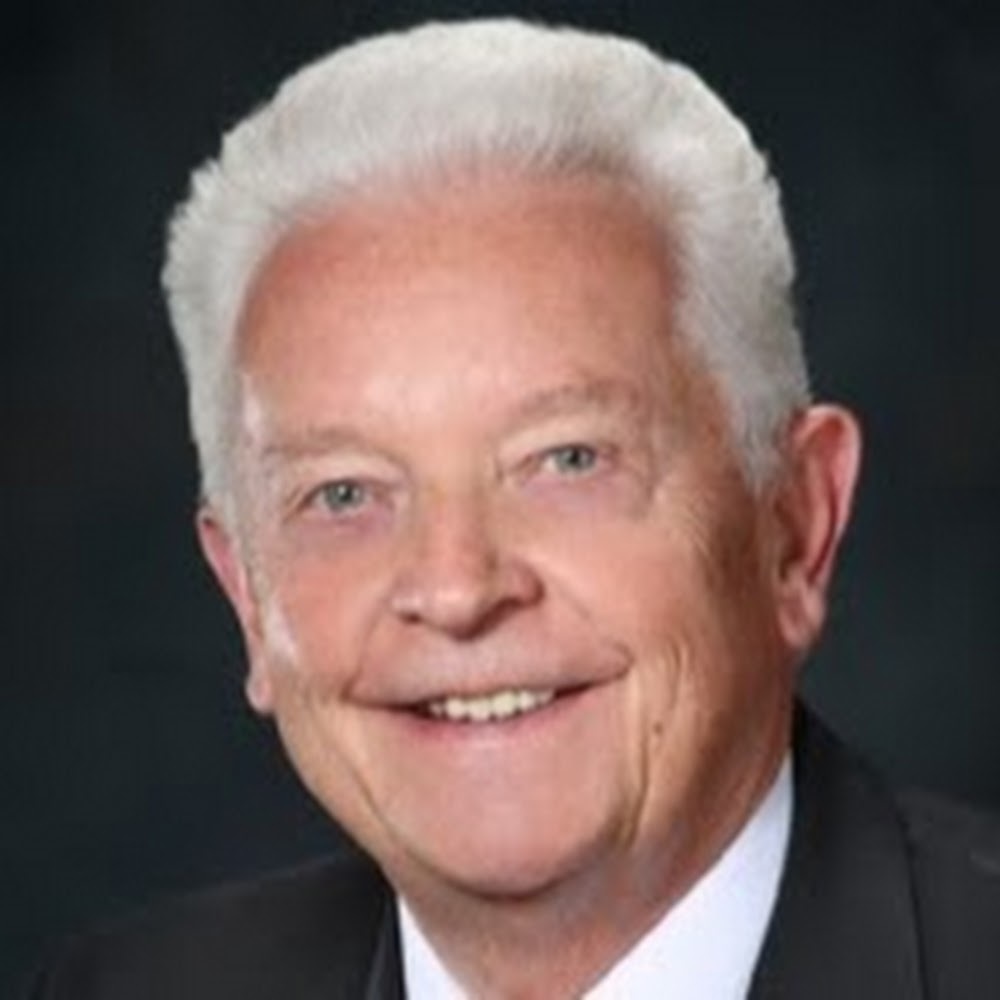 Meet your Posher, Kenneth